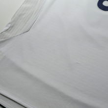 Load image into Gallery viewer, 2005/07 Lampard #8 England Vintage Umbro Home Football Shirt (L) World Cup 20068
