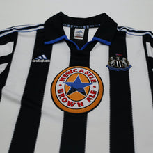 Load image into Gallery viewer, 1999/00 Shearer #9 Newcastle United Vintage adidas Home Football Shirt (S)3