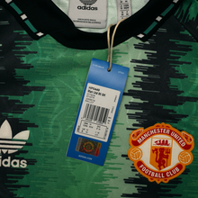 Load image into Gallery viewer, 1990/92 Schmeichel #1 Manchester United adidas Originals Football Shirt (M) BNWT12