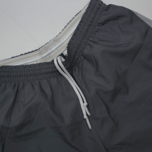 Load image into Gallery viewer, 2001/02 PSG Vintage Nike Away Football Shorts (XS/S)