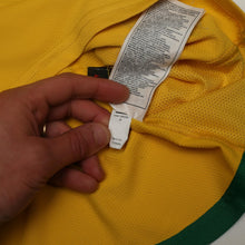 Load image into Gallery viewer, 2006/08 Adriano #7 Brazil Vintage Nike Home Football Shirt (M) World Cup 0617
