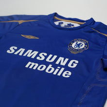 Load image into Gallery viewer, 2005/06 Lampard #8 Chelsea Vintage Umbro Centenary UCL Home Football Shirt (M)4