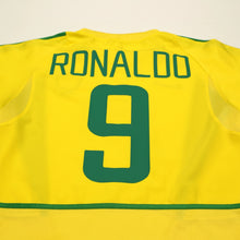 Load image into Gallery viewer, 2002/04 Ronaldo #9 Brazil Vintage Nike Home Football Shirt (S)9