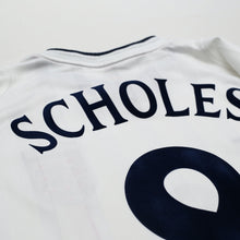 Load image into Gallery viewer, 2001/03 Scholes #8 England Vintage Umbro Home Football Shirt (M) Brazil 2002 WC14