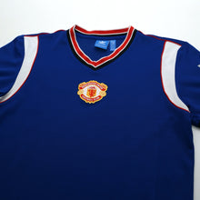 Load image into Gallery viewer, 1984/85 Robson #7 Manchester United adidas Originals Third Football Shirt (M)2
