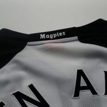 Load image into Gallery viewer, 2010/11 Ben Arfa #37 Newcastle United Vintage PUMA LS Home Football Shirt (M)14