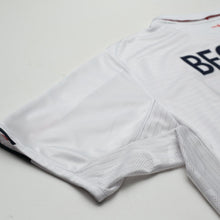 Load image into Gallery viewer, 2005/07 Beckham #7 England Vintage Umbro Home Football Shirt (XL) World Cup 2006