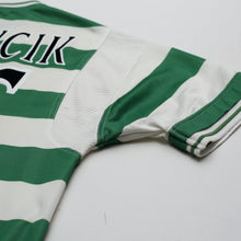 Load image into Gallery viewer, 1999/01 Moravick #25 Celtic Vintage Umbro Home Football Shirt (M)11