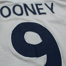 Load image into Gallery viewer, 2005/07 Rooney #9 England Vintage Umbro Home Football Shirt (XL) World Cup 200612