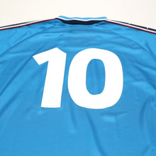 Load image into Gallery viewer, 1997/99 Kinkladze #10 Manchester City Vintage Kappa Home Football Shirt (L)8
