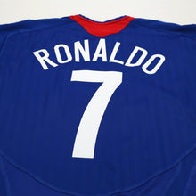 Load image into Gallery viewer, 2005/06 Ronaldo #7 Manchester United Vintage Nike Away Football Shirt (XL)9