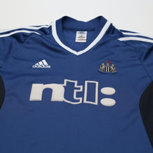 Load image into Gallery viewer, 2001/02 Robert #32 Newcastle United Vintage adidas Away Football Shirt (S)3