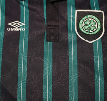 Load image into Gallery viewer, 1992/93 CELTIC Vintage Umbro Away Football Shirt Jersey (XL)