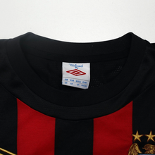 Load image into Gallery viewer, 2011/12 Manchester City Vintage Umbro Away Football Shirt (M) 40