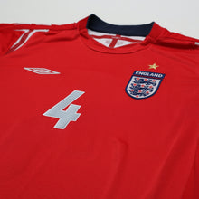 Load image into Gallery viewer, 2004/06 Gerrard #4 England Vintage Umbro Away Football Shirt (M) EURO 20044