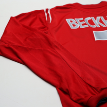 Load image into Gallery viewer, 2004/06 Beckham #7 England Vintage Umbro LS Away Football Shirt (S) EURO 200411