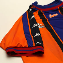 Load image into Gallery viewer, 1997/98 Barcelona Vintage Kappa Away Football Shirt (M)6