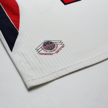 Load image into Gallery viewer, 1997/99 Owen #20 England Vintage Umbro Home Football Shirt (M/L) WC 19987