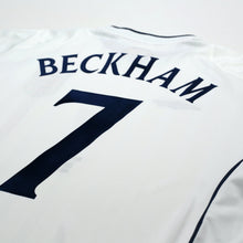 Load image into Gallery viewer, 2001/03 Beckham #7 England Vintage Umbro Home Greece Football Shirt (XL)12