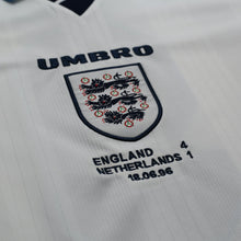 Load image into Gallery viewer, 1995/97 Shearer #9 England Retro Umbro Football Shirt (L) Euro 96 Netherlands5
