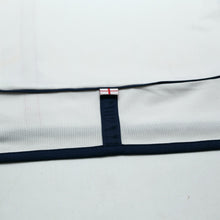 Load image into Gallery viewer, 2001/03 Beckham #7 England Vintage Umbro Home Greece Football Shirt (XL)15