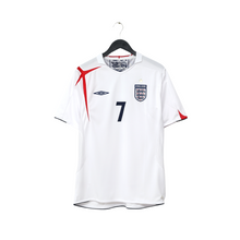 Load image into Gallery viewer, 2005/07 Beckham #7 England Vintage Umbro Home Football Shirt (L) WC 20061