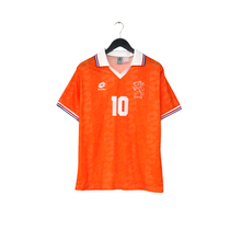 Load image into Gallery viewer, 1994 Bergkamp #10 Holland Vintage Lotto Home Football Shirt (M) Netherlands1