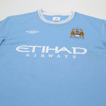 Load image into Gallery viewer, 2009/10 Tevez #32 Manchester City Vintage Umbro Home Football Shirt (L) 443