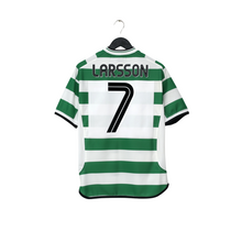 Load image into Gallery viewer, 2001 Larsson #7 Celtic Vintage Umbro Home Football Shirt (S)0
