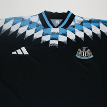 Load image into Gallery viewer, 2026/27 Newcastle United Retro adidas Stadium Jersey Shirt (M)3