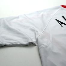 Load image into Gallery viewer, 2005/06 Alonso #14 Vintage Liverpool Reebok Away Football Shirt (M)11