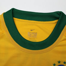 Load image into Gallery viewer, 2000/02 Roberto Carlos #6 Brazil Vintage Nike Home Football Shirt (S/M)13