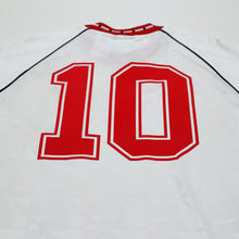 Load image into Gallery viewer, 1991 Hughes #10 Manchester United adidas Cup Winners Cup Football Shirt (L)8