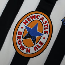 Load image into Gallery viewer, 1999/00 Shearer #9 Newcastle United Vintage adidas Home Football Shirt (S)7
