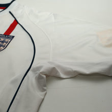 Load image into Gallery viewer, 2001/03 Beckham #7 England Vintage Umbro Home Greece Football Shirt (XL)8