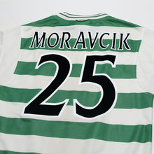 Load image into Gallery viewer, 1999/01 Moravick #25 Celtic Vintage Umbro Home Football Shirt (M)8