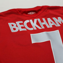 Load image into Gallery viewer, 2004/06 Beckham #7 England Vintage Umbro Away Football Shirt (M) EURO 20049