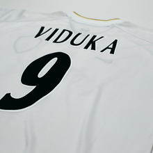 Load image into Gallery viewer, 2000/02 Viduka #9 Leeds United Vintage Nike Home Football Shirt (L)9