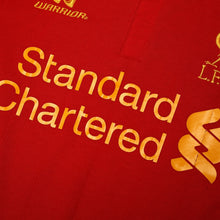 Load image into Gallery viewer, 2012/13 Suarez #7 Liverpool Vintage Warrior Home Football Shirt (S)5