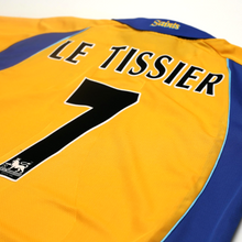 Load image into Gallery viewer, 2000/02 Le Tissier #7 Southampton Vintage Saints Third Football Shirt (L)9