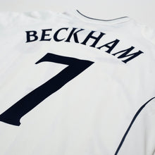 Load image into Gallery viewer, 2001/03 Beckham #7 England Vintage Umbro Home Greece Football Shirt (L)11