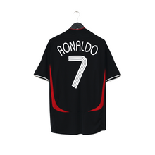Load image into Gallery viewer, 2021/22 Ronaldo #7 Manchester United adidas Teamgeist Football Shirt (L)0
