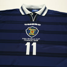 Load image into Gallery viewer, 1998/00 Collins #11 Scotland Vintage Umbro Home Football Shirt (XL) 1998 WC4