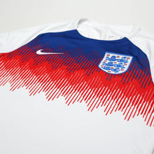 Load image into Gallery viewer, 2018/20 ENGLAND Nike Pre-Match Warm Up Football Shirt (M) World Cup 20184