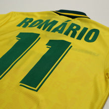 Load image into Gallery viewer, 1994/97 Romario #11 Brazil Vintage Umbro Home Football Shirt (M)10