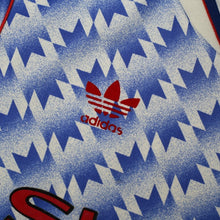 Load image into Gallery viewer, 1990/92 Manchester United Vintage adidas Away Football Shirt (M) 38/409