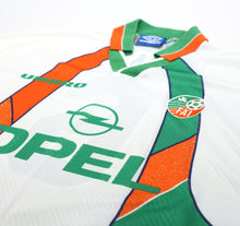 Load image into Gallery viewer, 1994/96 KEANE #6 Ireland Vintage Umbro Away Football Shirt (L)