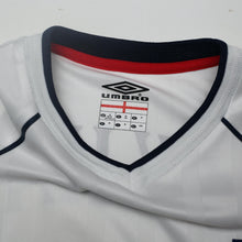 Load image into Gallery viewer, 2001/03 Beckham #7 England Vintage Umbro Home L/S Greece Football Shirt (M)
