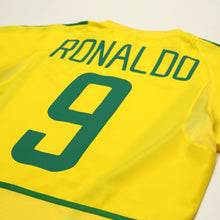 Load image into Gallery viewer, 2002/04 Ronaldo #9 Brazil Vintage Nike Home Football Shirt (S)10