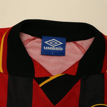 Load image into Gallery viewer, 1996/98 Grampus Eight Vintage Umbro Home Football Shirt (L)9